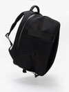 Isar M Round Carbon Black Backpack